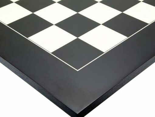 Ensemble "Frankfurt" Echiquier en Bois d'Erable et Jeu d'Echecs en Bois de Buis