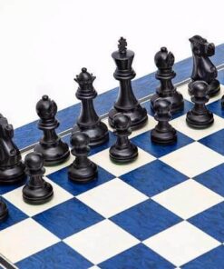 Ensemble "Broadbase" Echiquier en Bois d'Erable Bleu Satiné & Jeu d'Echecs en Bois de Buis